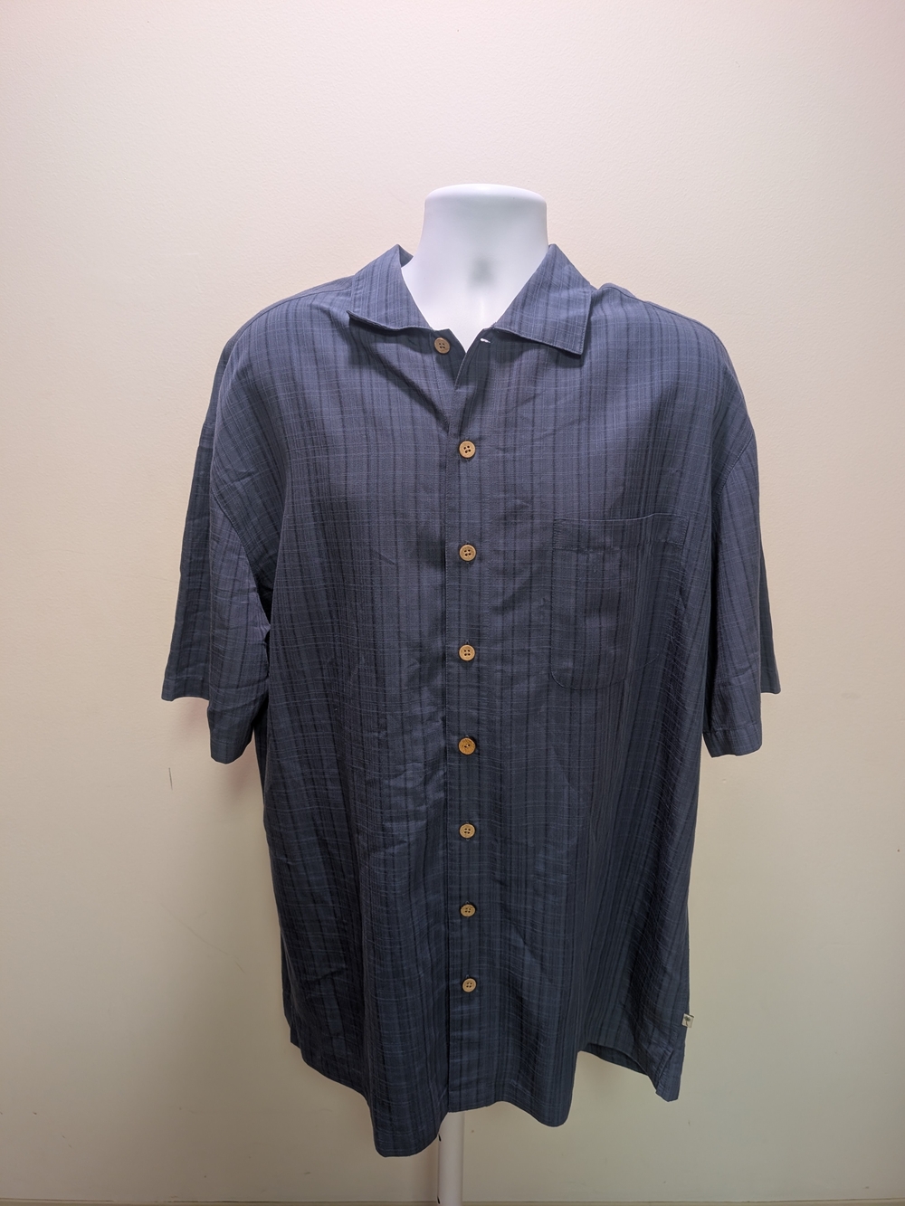 Men's Casual Short-Sleeve Button-Down Shirt in Dark Blue
